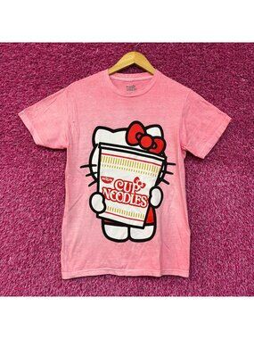 Sanrio Hello Kitty x Nissin Cup Noodles Pink T-Shirt Extra Small
